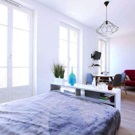 Grand studio au pied du panier Apartment Marsilia Exterior foto
