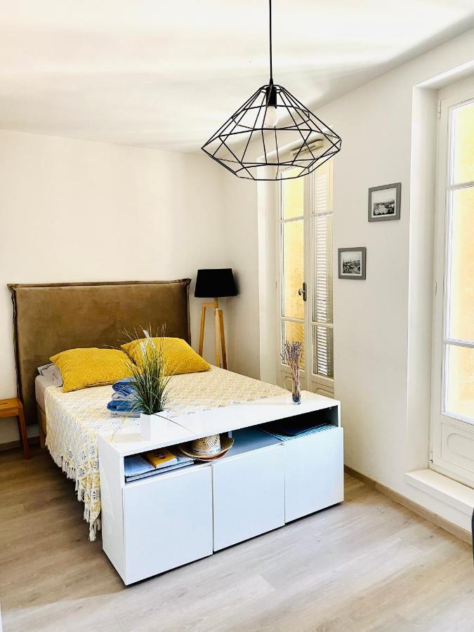 Grand studio au pied du panier Apartment Marsilia Exterior foto