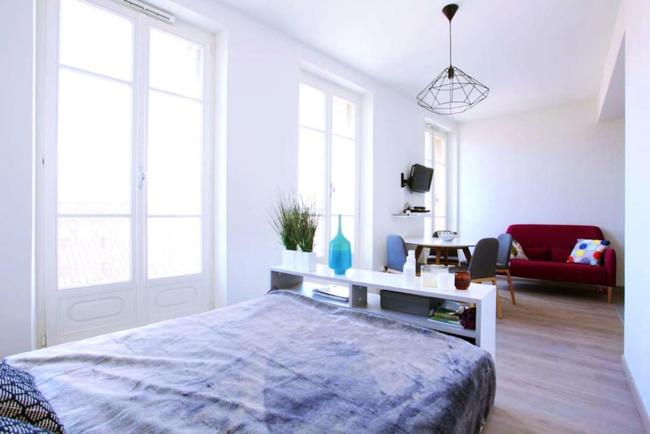 Grand studio au pied du panier Apartment Marsilia Exterior foto